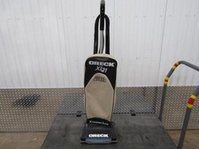 Oreck XL21 Upright Vacuum Cleaner HEPA CELOC Hypo-Allergenic Lightweight - Tan