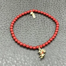 Origami Owl Disney Winnie The Pooh Red Beaded Stretch Bracelet Gold Tone 7"