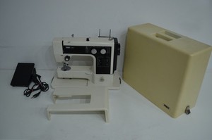 Pfaff 207 Nähmaschine + Fusspedal