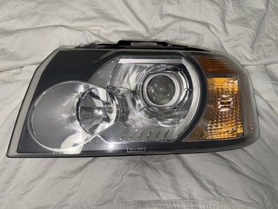 2010 2013 Range Rover Drivers Side Headlight Assembly OEM   Missing Adj. Rod