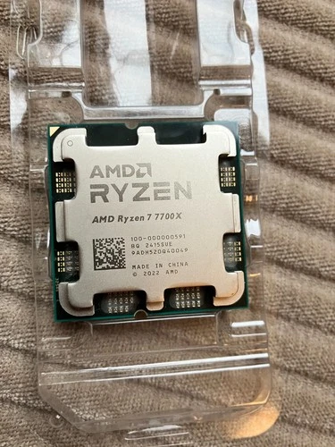 AMD Ryzen 7 7700X Tray CPU – 8-Core 16-Thread Desktop Processor, AM5 Socket