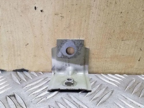 VW PASSAT Variant B8 3G5 Kotflügelhalter vorne rechts 3G0809471 1.60 26120039