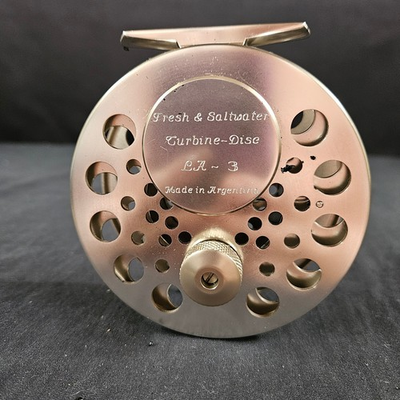 #ad STH LA 3 Fresh and Salt Water Turbine Disc with Orvis Bag Made in Argentina $200.00
