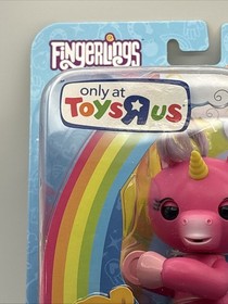 Fingerlings Baby Unicorn Pink Skye, Toys R Us Exclusive, NIB 40+ Sounds