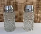 VINTAGE Anchor Hocking WEXFORD Salt & Pepper Shakers with Flat Metal Tops