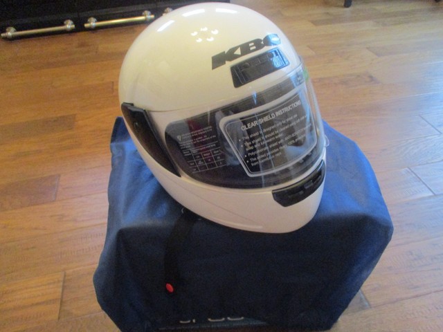 NEW KBC Motorcycle Helmet White Clear Open & Close Shield Visor Size