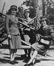 WORLD WAR II LEJUENE WOMEN GLOSSY POSTER PICTURE PHOTO BANNER PRINT ww2 6776