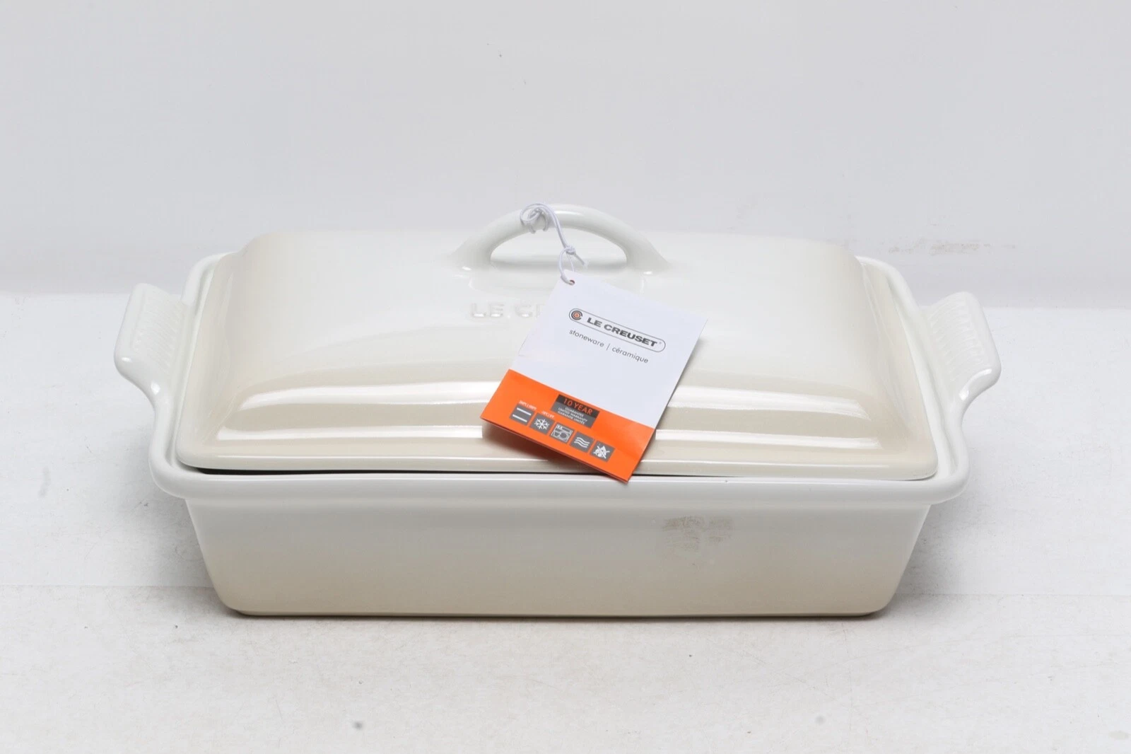 NWT Le Creuset Rectangular 33cm Casserole With Lid Meringue 3.8L