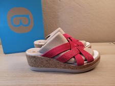 BZees Womens Wedge Sandal Slides Slip On Reign Magenta Sz 8.5 M