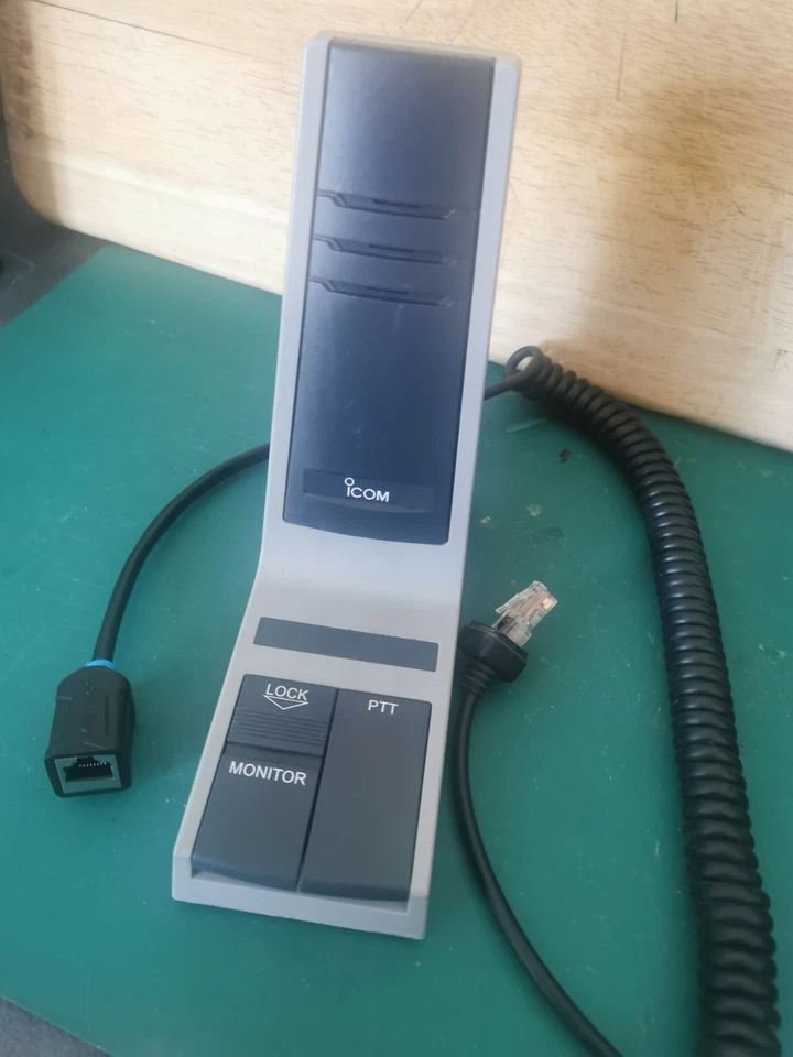 Micro de table ICOM SM-26 + Adaptateur (Yaesu Kenwood Icom ) - Photo 1/4