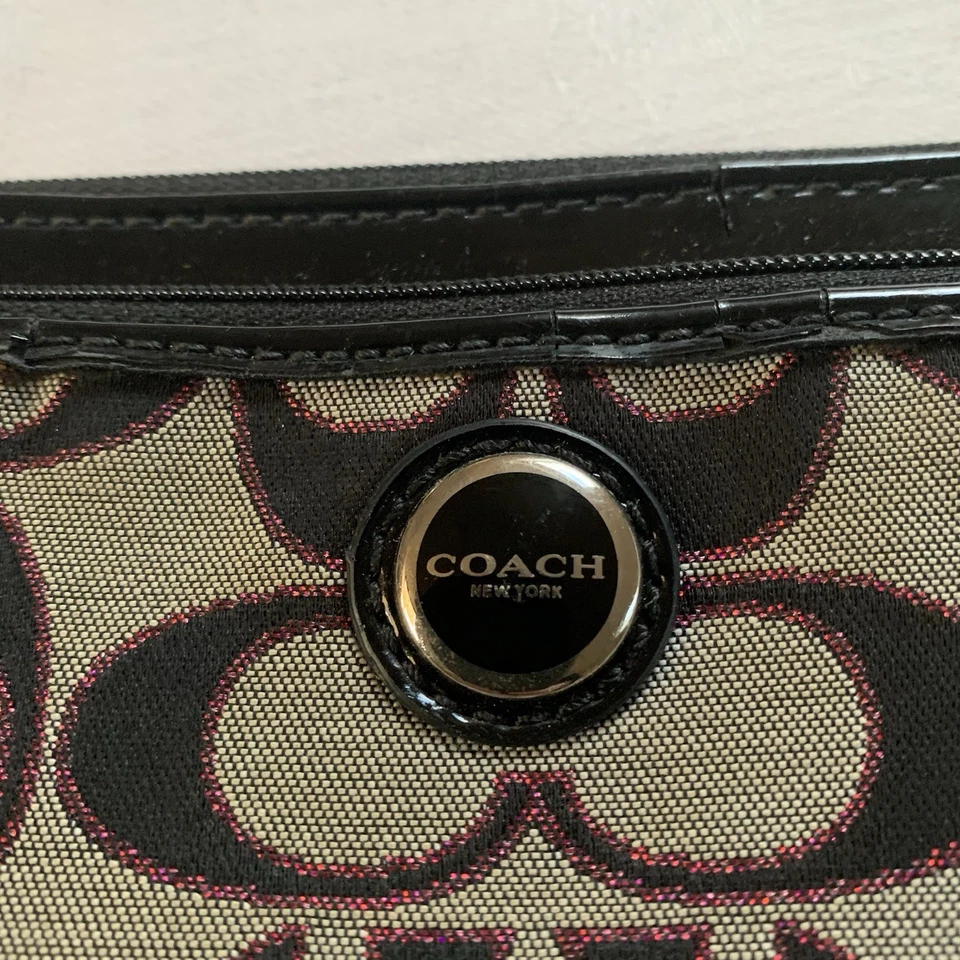 Coach Black Signature Coated Canvas Double Zip Wristlet patent leather trim - Image 4 of 4