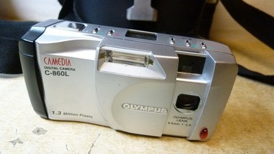 OLYMPUS CAMEDIA C - 860 L