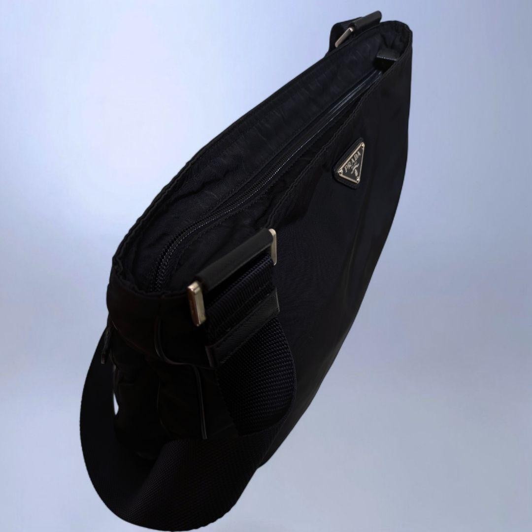 Condition PRADA Multifunction Pocket Shoulder Bag Crossbody Black Nylon thumbnail 9