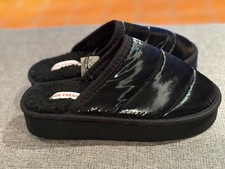 Warm Comfy Brand New slippers women Size 8