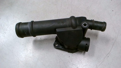 Thermostatgehäuse VW Touran 1.9 TDI DPF DSG Bj 2009 1 T 2416835