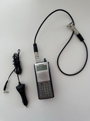 RadioShack PRO-164 Triple Trunking Scanner Tested Working w/ Car Charger