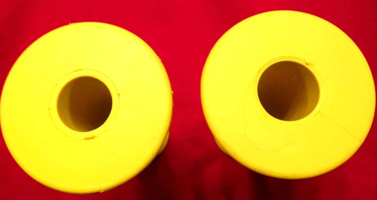 OAKLEY GRIPS 2 1978 GRIP ll RARE MOTOCROSS & BMX YELLOW NEW TIME