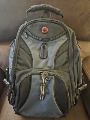 Wenger Legend Swissgear 1900 Scansmart 17in Laptop Backpack - Barely Touched