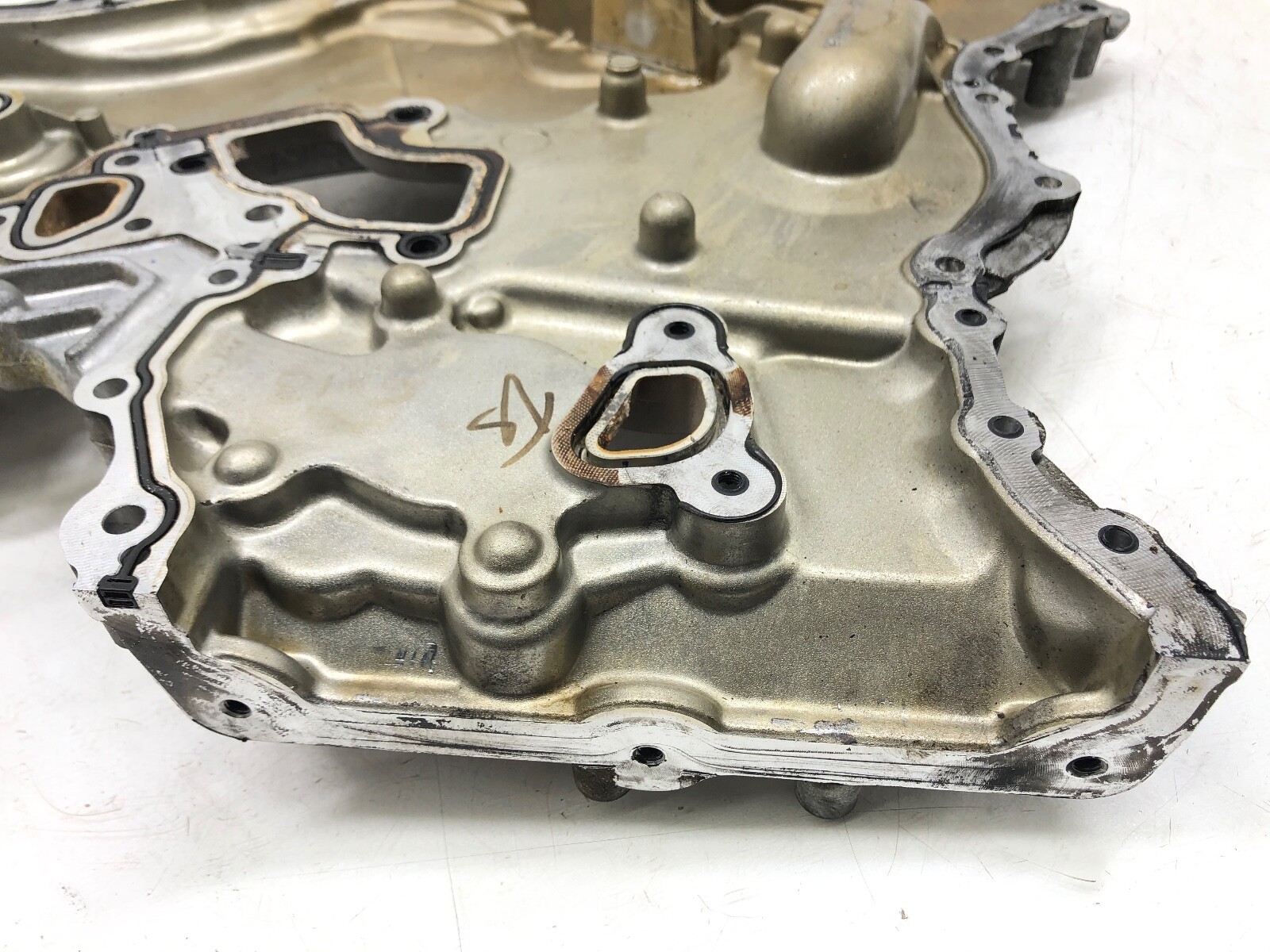 2014-2019 MASERATI GHIBLI S Q4 3.0 V6 ENGINE MOTOR TIMING CHAIN COVER PLATE OEM.