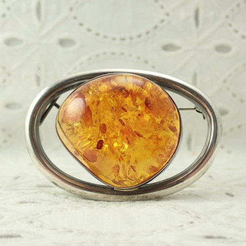Vintage Signed 35 mm Domed Amber Sterling Silver Pin Brooch Weighs 21.8 Grams - Picture 8 of 9