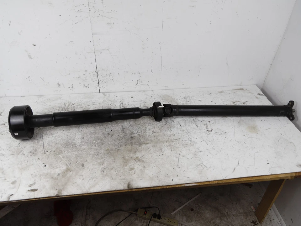 2012-2016 BMW 328I F30 СЕДАН 2.0L ГАЗОВЫЙ RWD ЗАДНИЙ КАРДАННЫЙ ВАЛ ПРОПЕЛЛЕР CARDAN OEM - Изображение 2 из 4