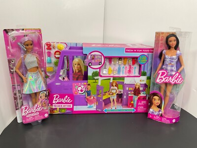 Barbie Fresh 'n' Fun Food Truck Lot with Two Barbie Dolls New