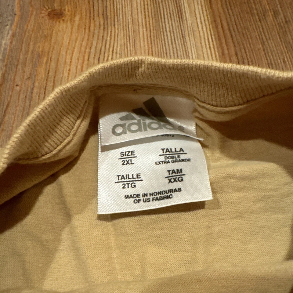 Camiseta vintage Adidas Skateboarding principios de la década de 2000 XXL negra con logotipo amarilla (34) Foto 3 de 4