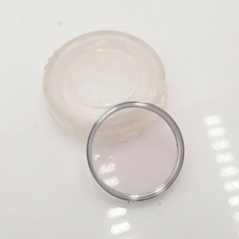 Tiffen 21.5mm Skylight Series 4 Camera Lens Filter & Case #OT-4346 - Image 2 of 4