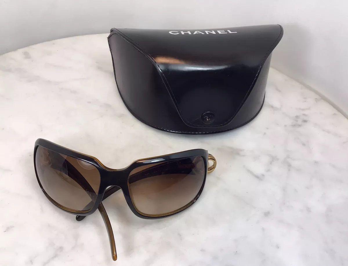 VINTAGE AUTHENTIC BLACK CHANEL CRYSTAL CC LOGO SUNGLASSES