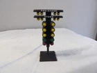 JOHNNY LIGHTNING - DRAG RACING STARTING LINE CHRISTMAS TREE STAGING LIGHTS 1/64