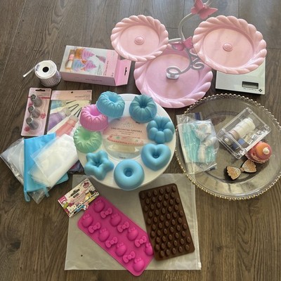 Cake Decorating supplies turntable Stand baking bundle + scale + silicone molds