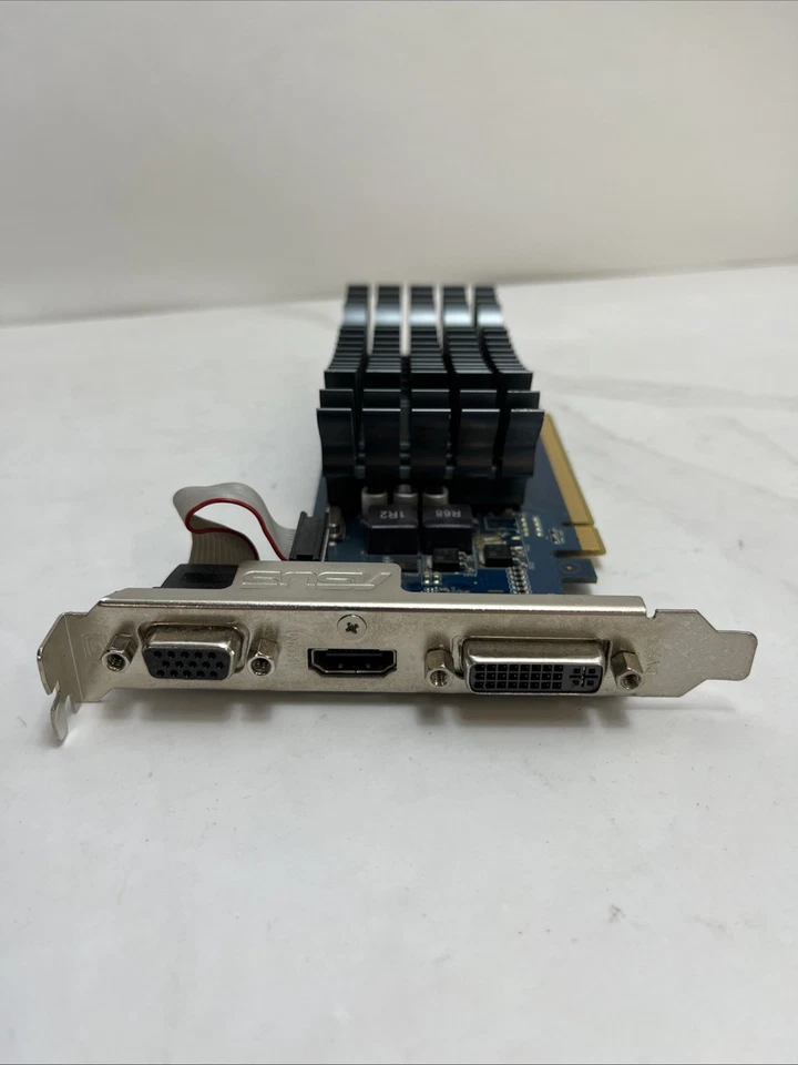 ASUS EN210 Silent/DI/1GD3/V2(LP) PCI-E VGA DVI-D HDMI Video Graphics Card R:A116 - Image 2 of 4