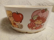 Vintage 80's  Strawberry Shortcake Deka Cereal Bowl