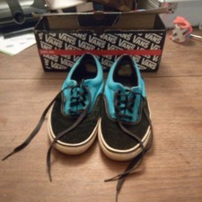 Vans Shoes Fall 2010 Classic Black/Blue Jewel...
