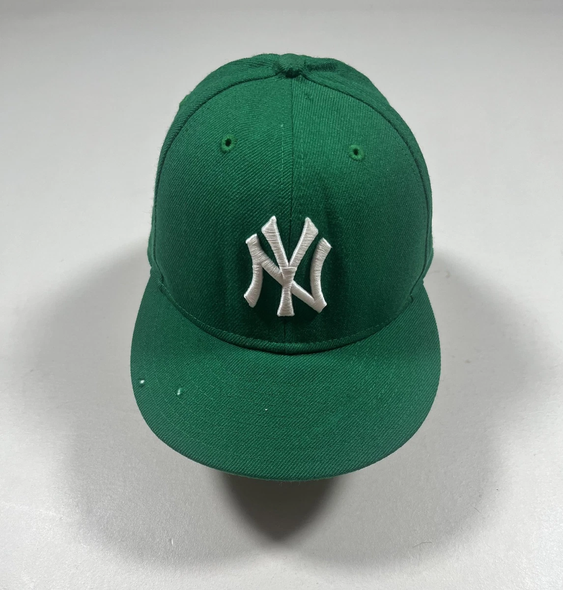 New York Yankees Green MLB Fan Apparel & Souvenirs 7 3/8 Size for