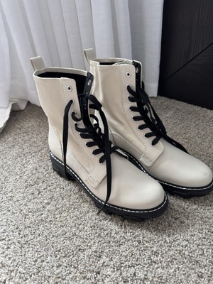Rag & Bone  White Boots Size 41 Motorcycle Boots New With A Few Small Smuges