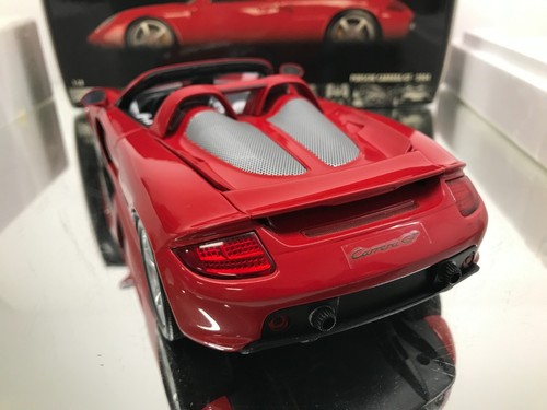 MINICHAMPS 062630 PORSCHE CARRERA GT 2004 -RED 1:18- HIGH QUALITY IN BOX - Imagen 9 de 13