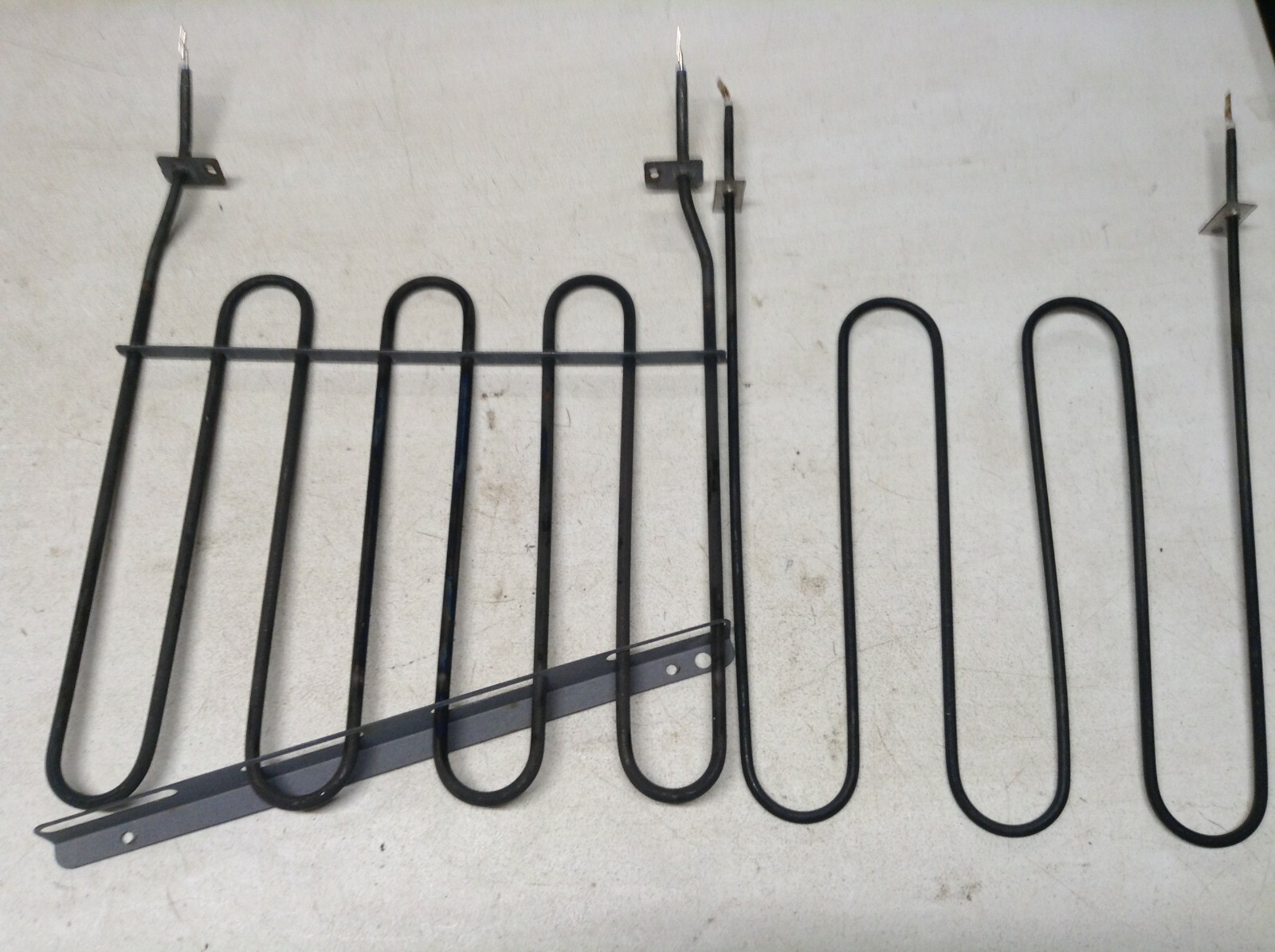 Stove Broil Element 316203301