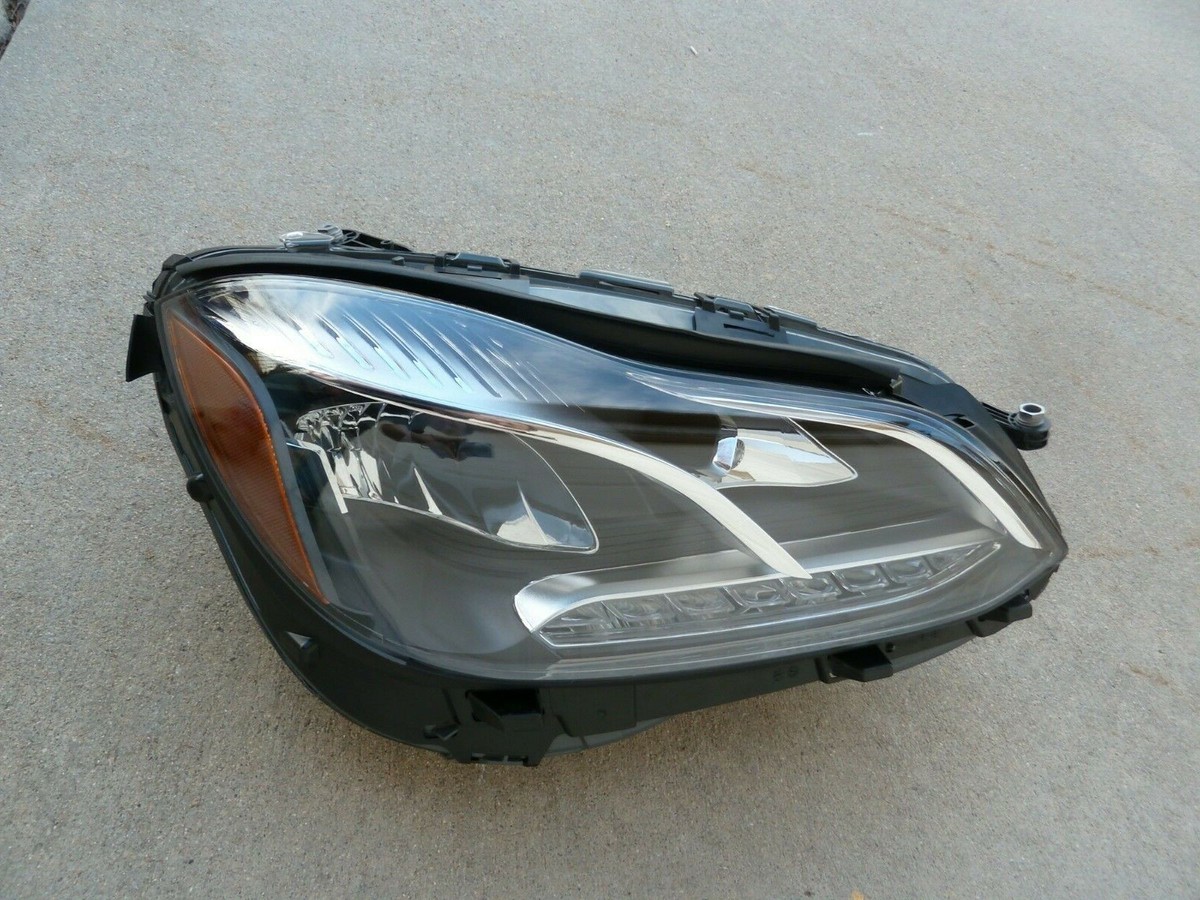 ベンツ純正 W212 Eクラス 前期 右ヘッドライト 212 820