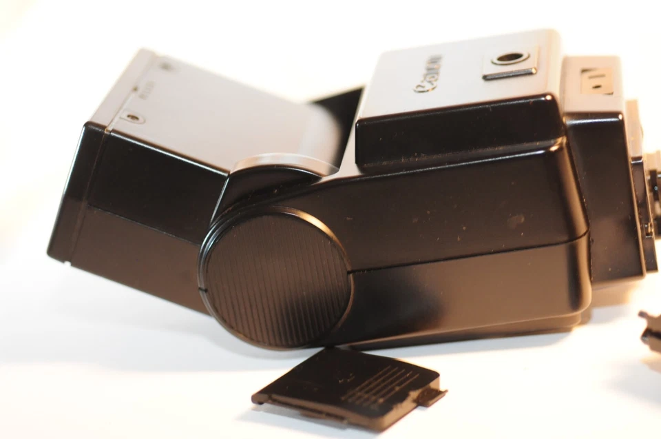 Canon 199A Speedlite Flash NOT WORKING for FD 35mm camera FILM cameras A-1 AE-1 - Image 3 of 4