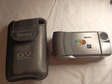 Casio QV-120b LCD Digital Camera 2MB Storage 640x480 Resolution w/ Leather Case