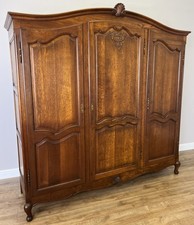 Wardrobe Vintage French Louis XVI Style Oak Three Door Carved Armoire LOT 4844