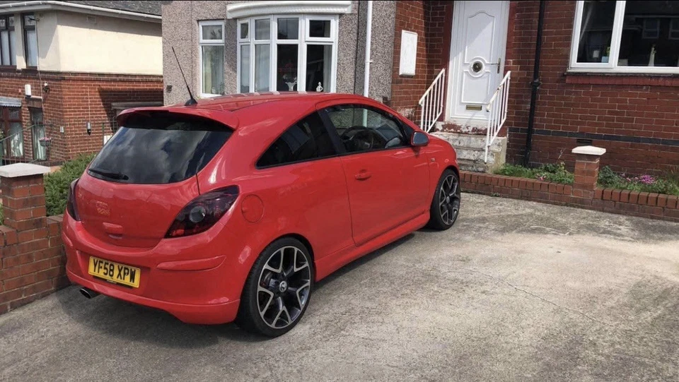 2009 Vauxhall Corsa Sri 1.6 Turbo Petrol 6 Speed Manual 3dr Hatchback - Image 2 of 4