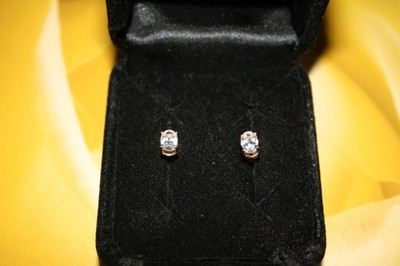 Diamonique Ohrstecker 585 Gelbgold mit Zirkonia je ca. 0,5 ct. NEU/OVP /