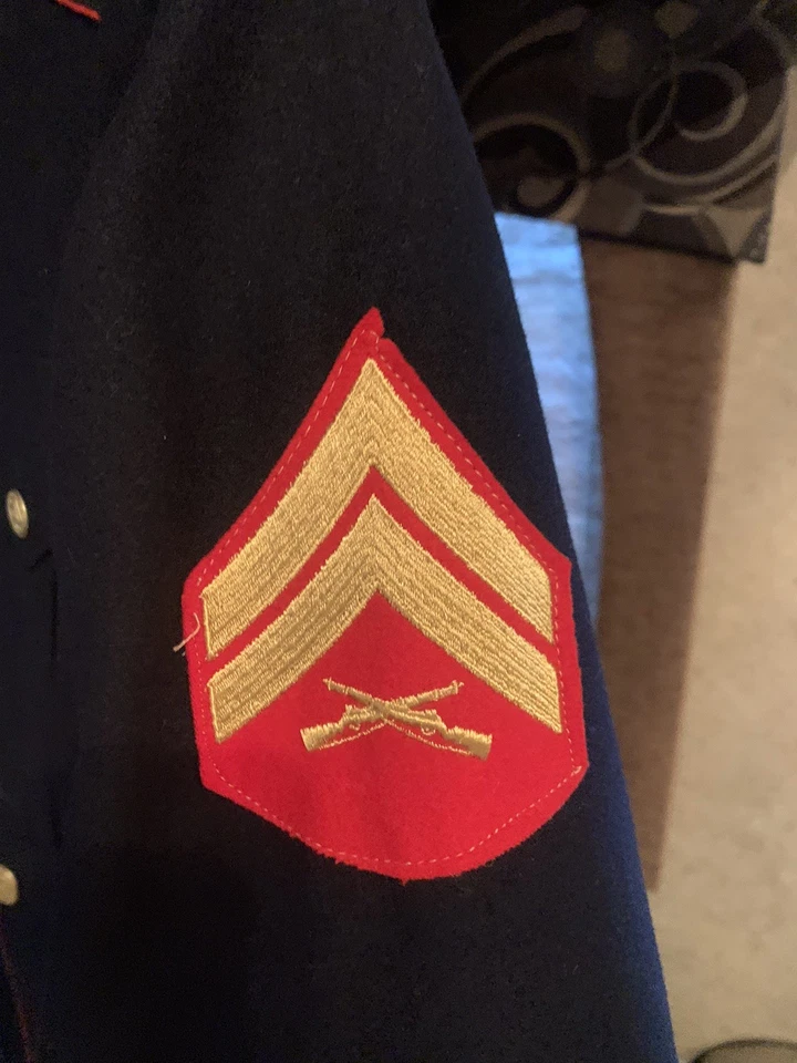 US Marines USMC Vestido Azul Uniforme Hombre Chaqueta Abrigo Corporal De Colección Foto 3 de 4