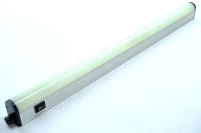 Banner Engineering WLB32C570PBQ WLB32 Work Light Bar 570 mm, 12-30 V DC