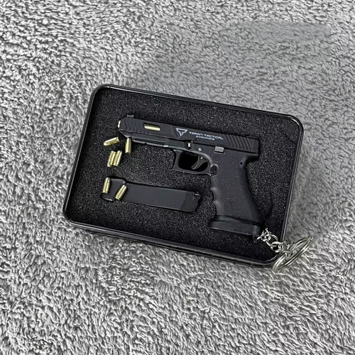 1:3 Mini Gun Keychain Shell Eject Bullets Pistol Shape Key Chain Tactical Keycha - Picture 2 of 6
