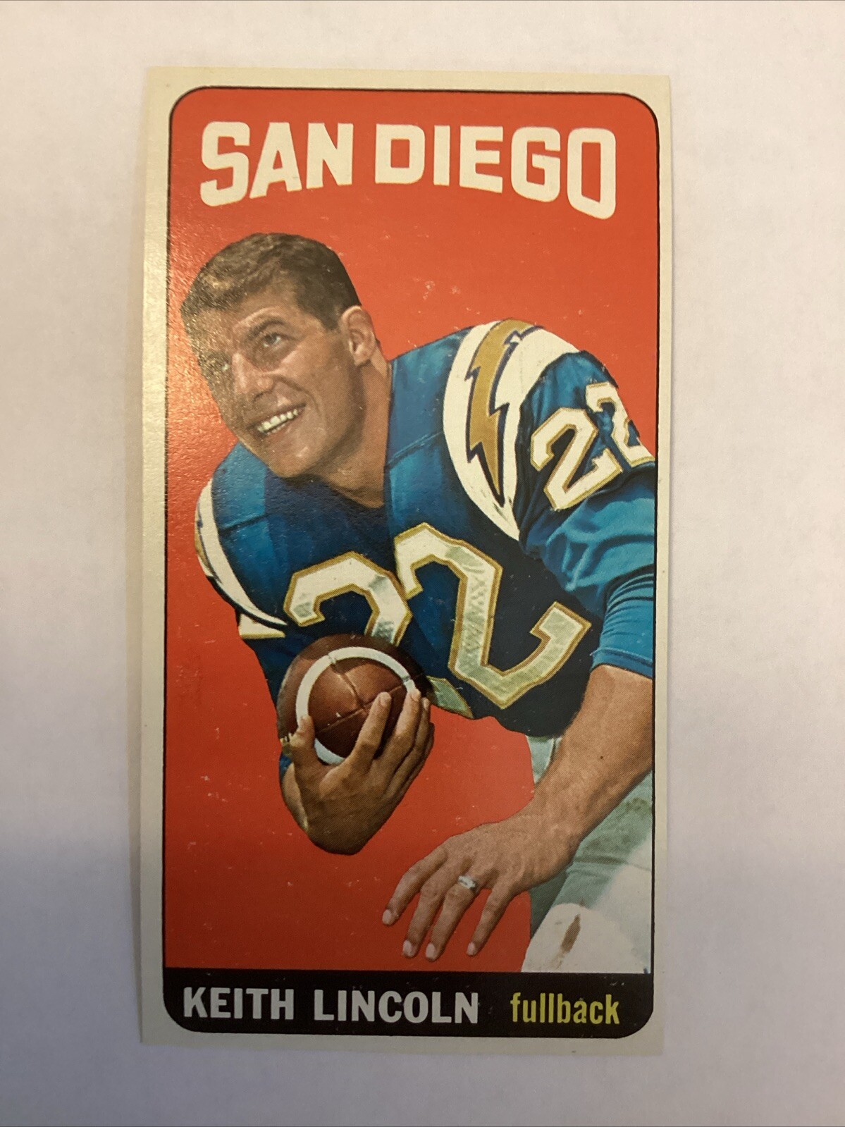 1965 Topps #165 Keith Lincoln San Diego Chargers Football Card