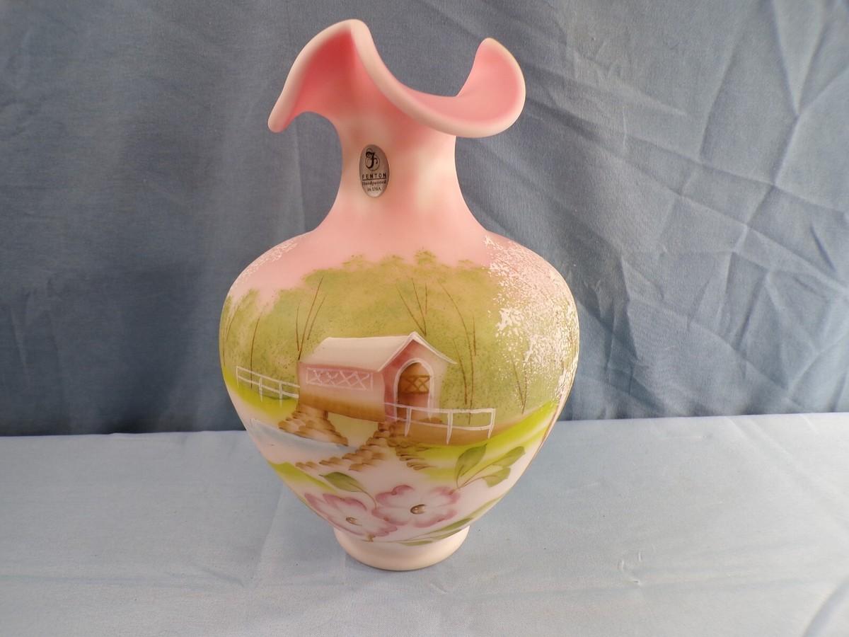 花瓶・フラワースタンド 231 Vintage Fenton Pastel Milk glass