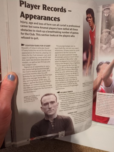 The Official Arsenal Football Club Book of Records Hardcover 2013 Debut Edition - Picture 6 of 10